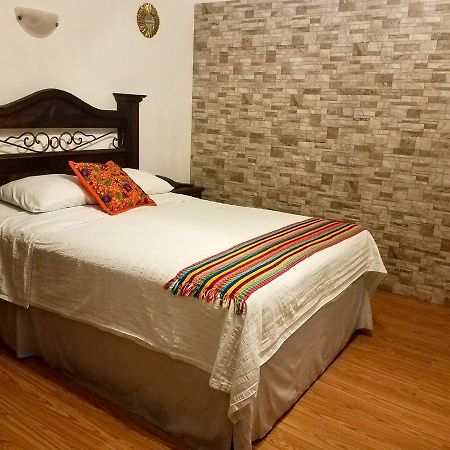 Hotel Villa Real אנטיגואה גואטמלה מראה חיצוני תמונה